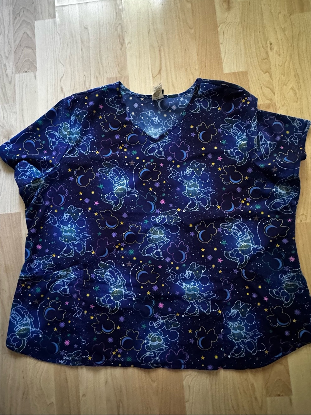 Minnie Mouse Scrub top